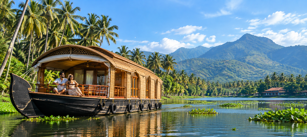 Magical Kerala Couple Special