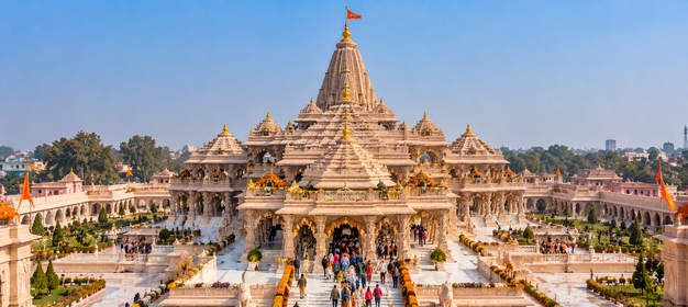Ayodhya Varanasi Mathura Yatra Package photo 2